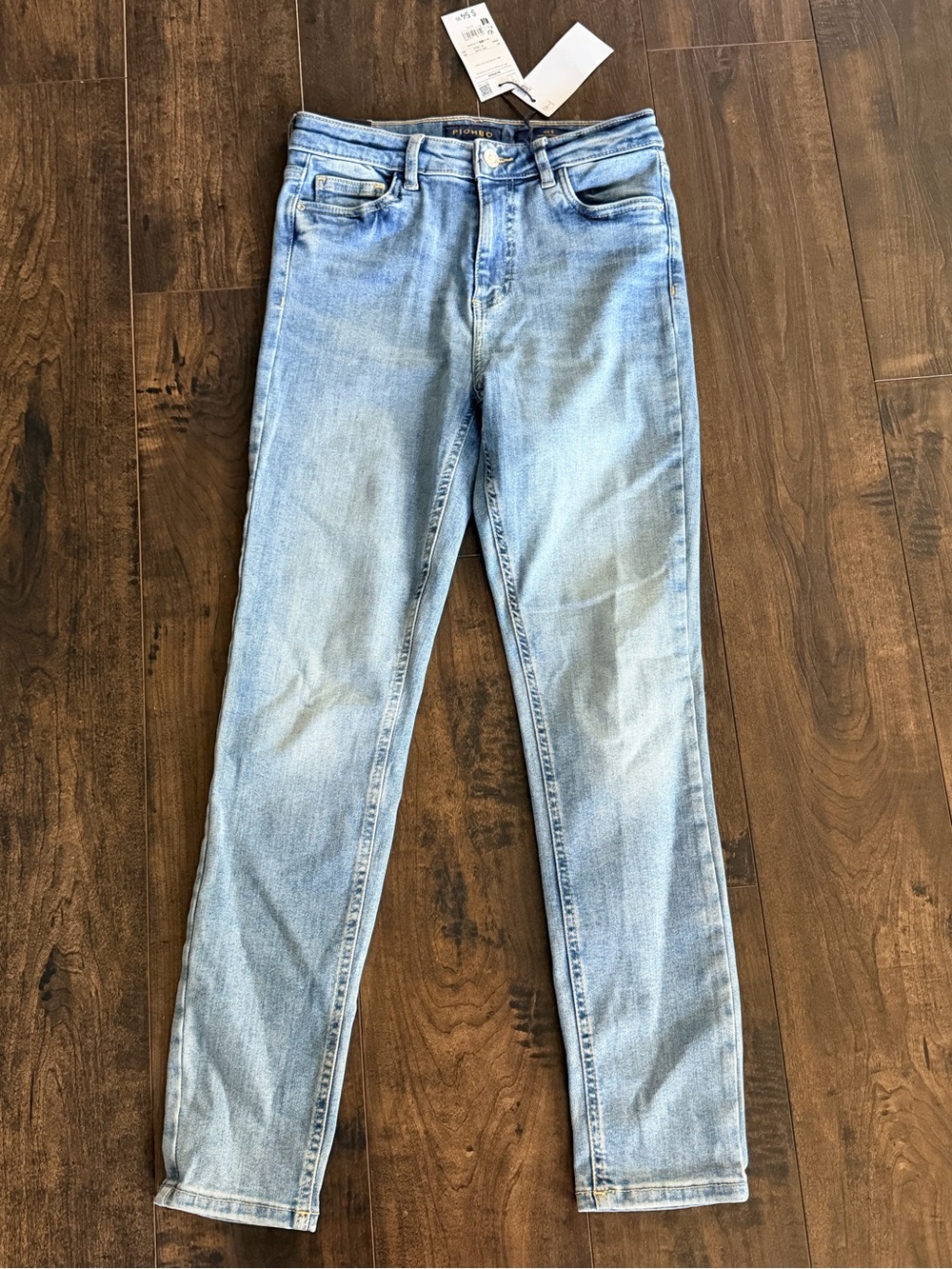 NWT Piombo Light Wash Skinny Jeans